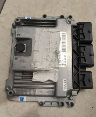 Citroen C4 II Engine control unit/module 0261201863 9666235880