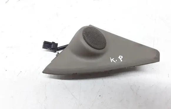 Hyundai Santa Fe Front door high frequency speaker
