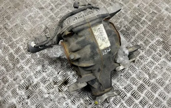 Mercedes-Benz E AMG W213 Rear differential A2133500411 A2059060302