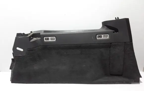 Volvo XC70 Tailgate/trunk side cover trim 39882897