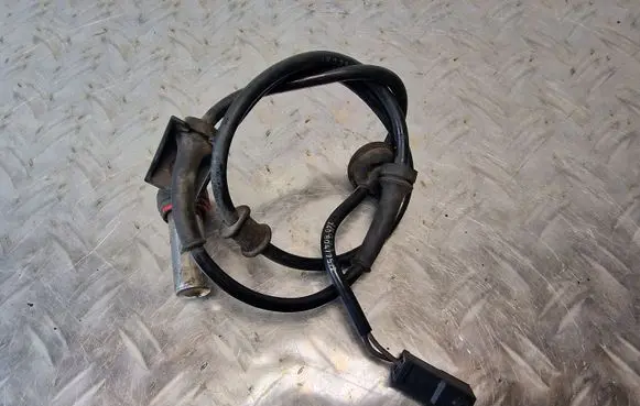 Audi A4 S4 B5 8D ABS rear brake sensor 8D0927807A