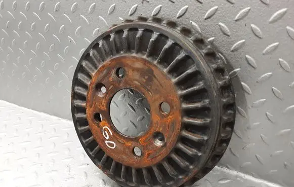 Dacia Sandero III Drum brake (rear) 432009514R 432064199R