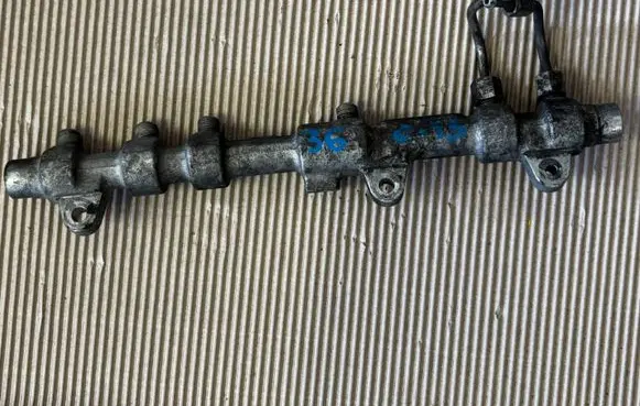 Alfa Romeo 159 Fuel main line pipe 0445215005 CRV5000010