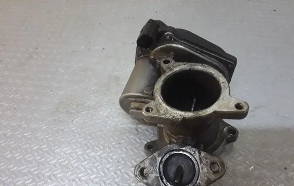 Audi A4 S4 B7 8E 8H EGR valve 