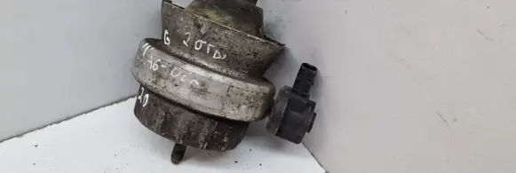 Audi A6 S6 C6 4F Engine mount bracket 4F0199379C