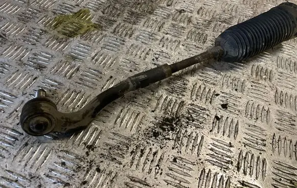 Mercedes-Benz C W204 Steering tie rod 