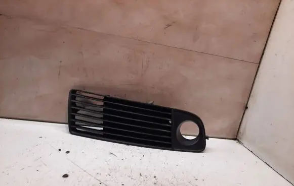 Audi A6 S6 C5 4B Front bumper lower grill 4B0807682H