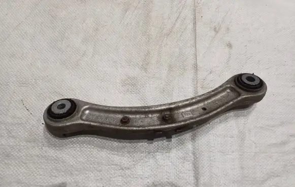Porsche Cayenne (92A) Rear control arm 7L0505375A
