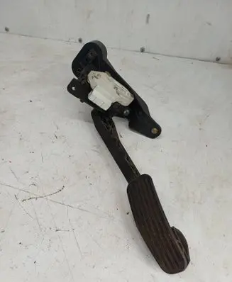 Volvo XC90 Accelerator throttle pedal 6PV00853716 30683520