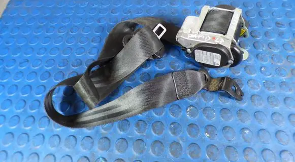 Skoda Rapid (NH) Front seatbelt CART5JA857701B 5JA857701B