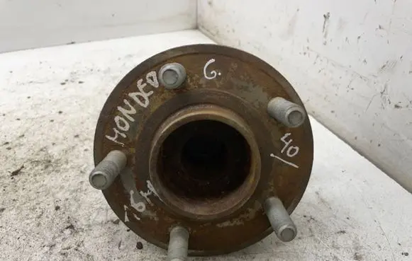 Ford Mondeo MK V Rear wheel hub