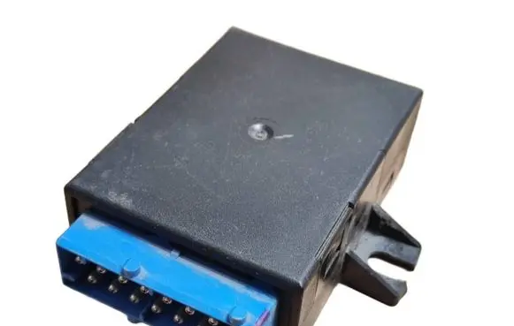BMW 3 E36 Window wiper relay 61358357068 139303 25426510