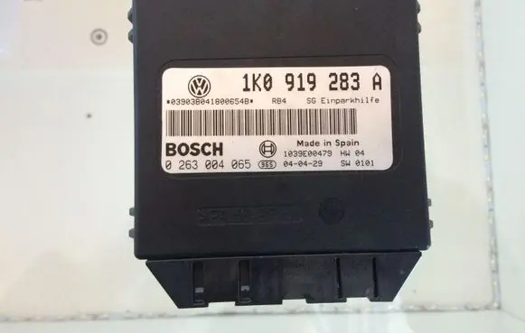 Volkswagen Golf V Parking PDC control unit/module 1K0919283A