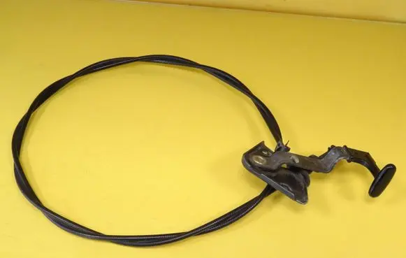 Engine bonnet/hood lock release cable