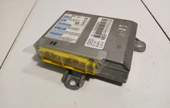 Honda CR-V Airbag control unit/module 5WK44016