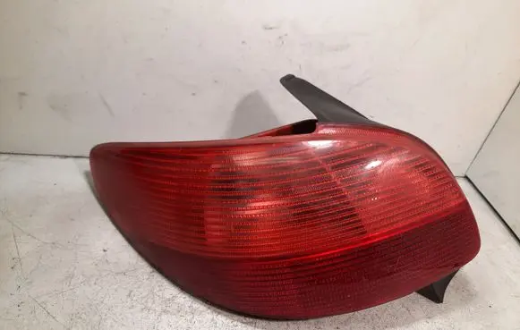 Peugeot 206 Rear/tail lights 2531