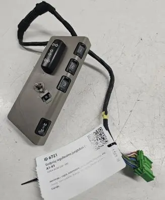 Volvo XC90 Seat control switch 39980252