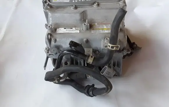Mitsubishi Outlander Voltage converter inverter 9410A095