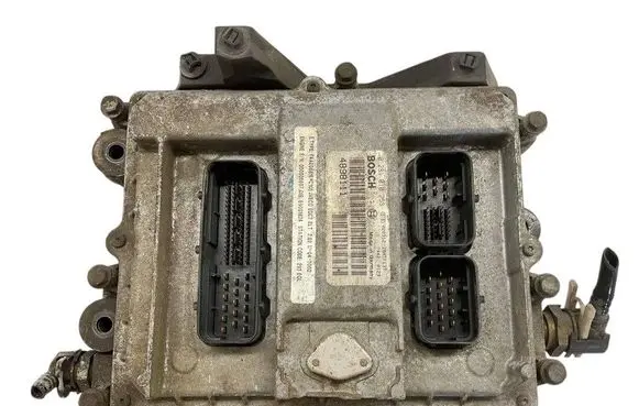 Iveco Daily 3rd gen Engine control unit/module 0281010253 4898111 000035697D