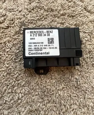 Mercedes-Benz E W212 Fuel injection pump control unit/module A2129003408 5WK11555FBF A2124460071