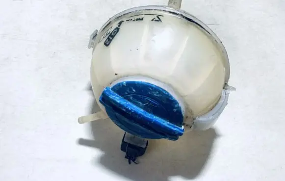 Seat Ibiza IV (6J,6P) Coolant expansion tank/reservoir 6q0121407
