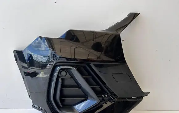 Audi Q3 F3 Front bumper corner part panel trim 83A807438D 83A807682D