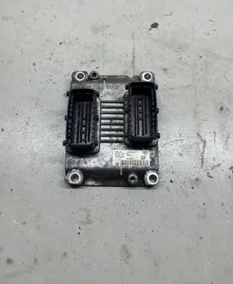 Opel Signum Engine control unit/module 20772201602