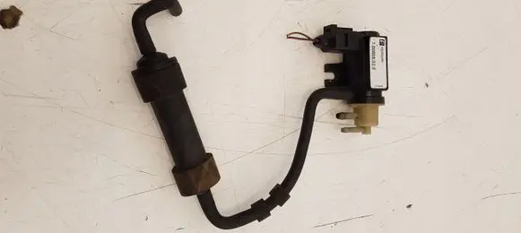 Audi A4 S4 B6 8E 8H Turbo solenoid valve 700868020