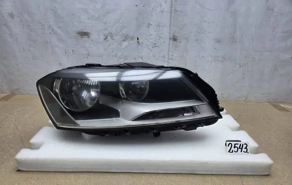 Volkswagen PASSAT B8 Headlight/headlamp 90003373