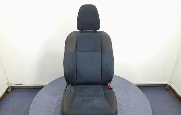 Honda Civic IX Front passenger seat 