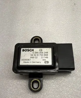 BMW 5 E39 ESP acceleration yaw rate sensor 0265005248 6753694