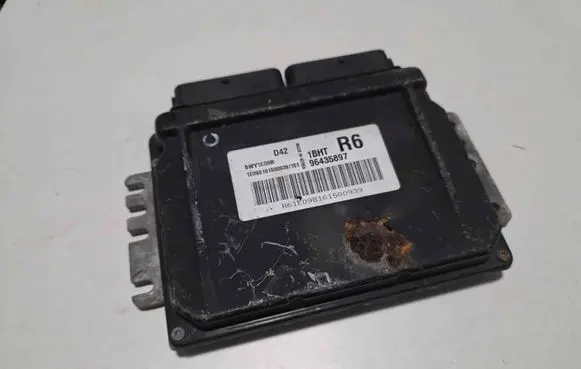 Chevrolet Lacetti Engine control unit/module 96435897