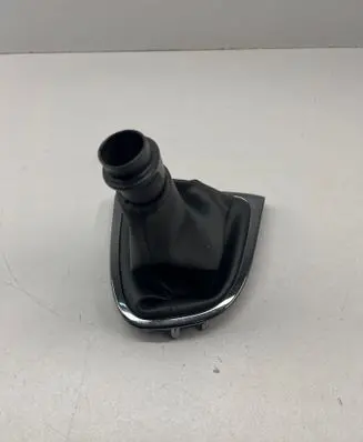 Renault Captur Gear lever shifter trim leather/knob 