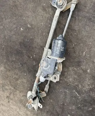 Mitsubishi Outlander Front wiper linkage and motor 1592007160