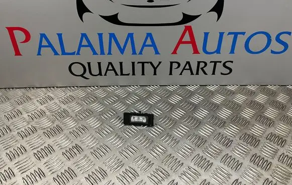 Audi A6 Allroad C7 Number plate light 