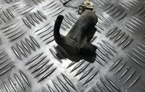 Ford Escort Windscreen/windshield washer pump 93bb17k624ba d00la
