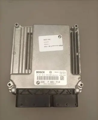 BMW 1 E81 E87 Engine control unit/module 031320057 7801710 0281013252