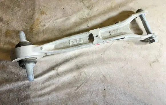 Tesla Model S Rear upper control arm/wishbone A07492