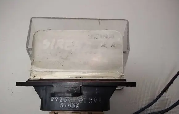 Nissan Almera N16 Heater blower fan relay 2715060R00 57802