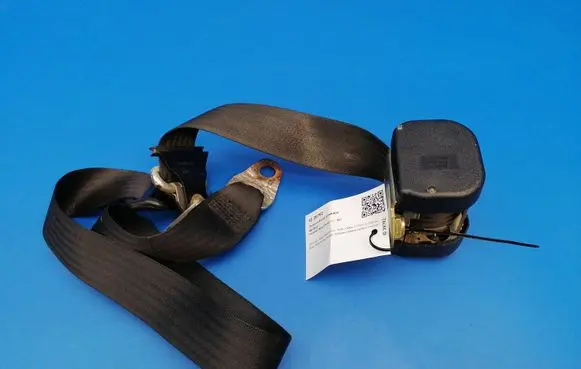 Mercedes-Benz E W123 Front seatbelt 1238604886 1238680230 1238680222