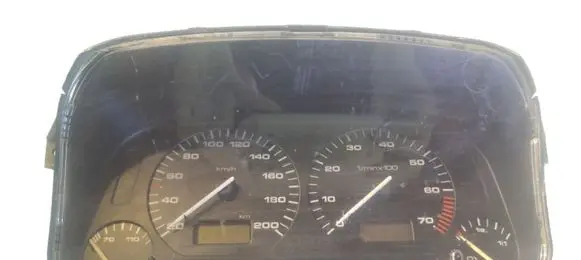 Volkswagen Golf III Speedometer (instrument cluster) 1H6919033A 82001262