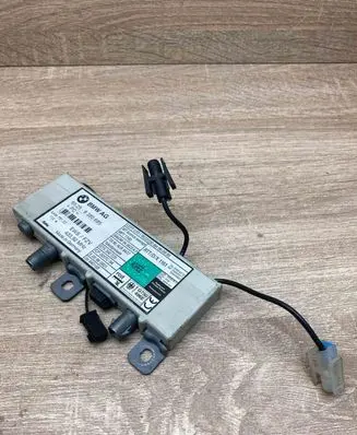 BMW 5 E39 Aerial antenna amplifier 8380685 USED
