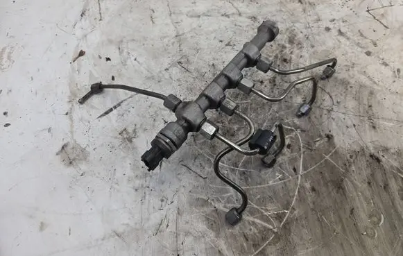 Saab 9-5 Fuel main line pipe 0445214221