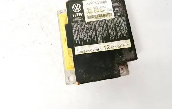 Volkswagen PASSAT B6 Airbag control unit/module 3c0909605j 391130