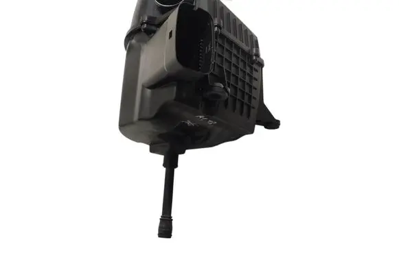 Audi A1 Air filter box 6R0129607C