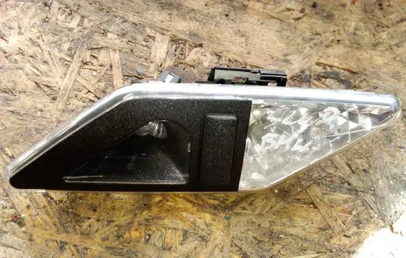 BMW 3 E46 Rear seat light 8375586