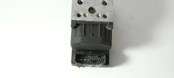 Audi A4 S4 B5 8D ABS Pump 8E0614111AB