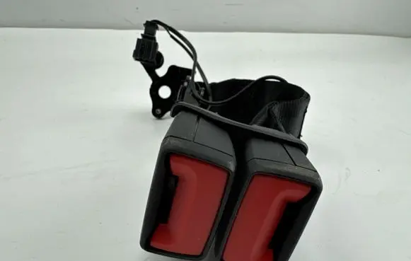 Audi Q2 - Rear seatbelt buckle 81A857739