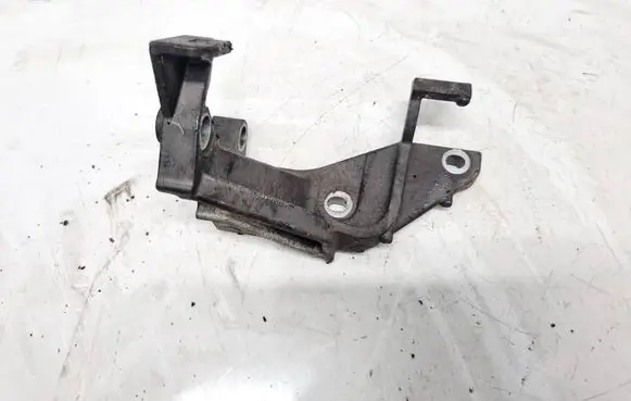 Renault Laguna II Engine mounting bracket 7700115681