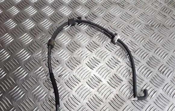 Audi A4 S4 B7 8E 8H Valve vacuum 046905291A